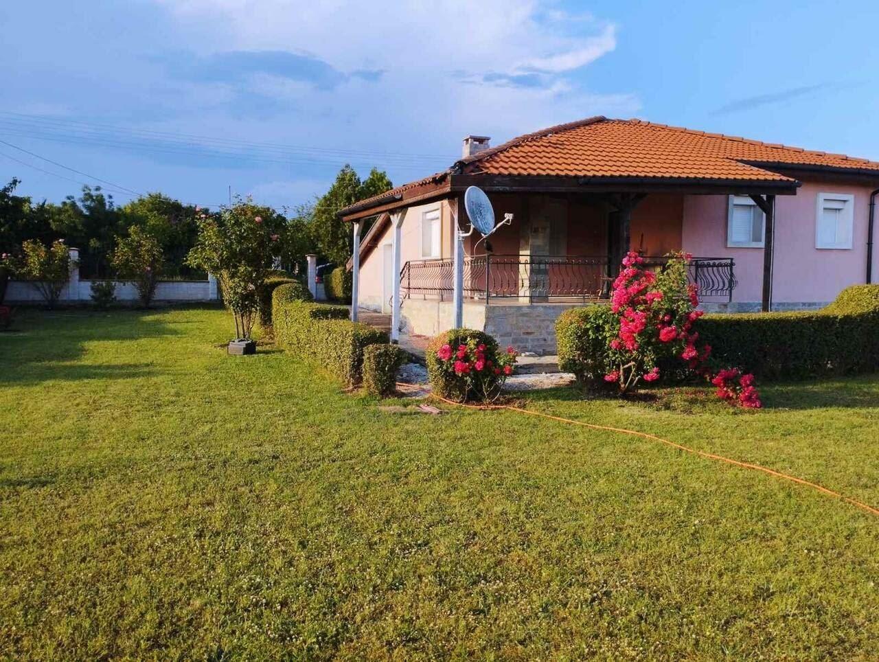House for Sale in Burgas, Bryastovets