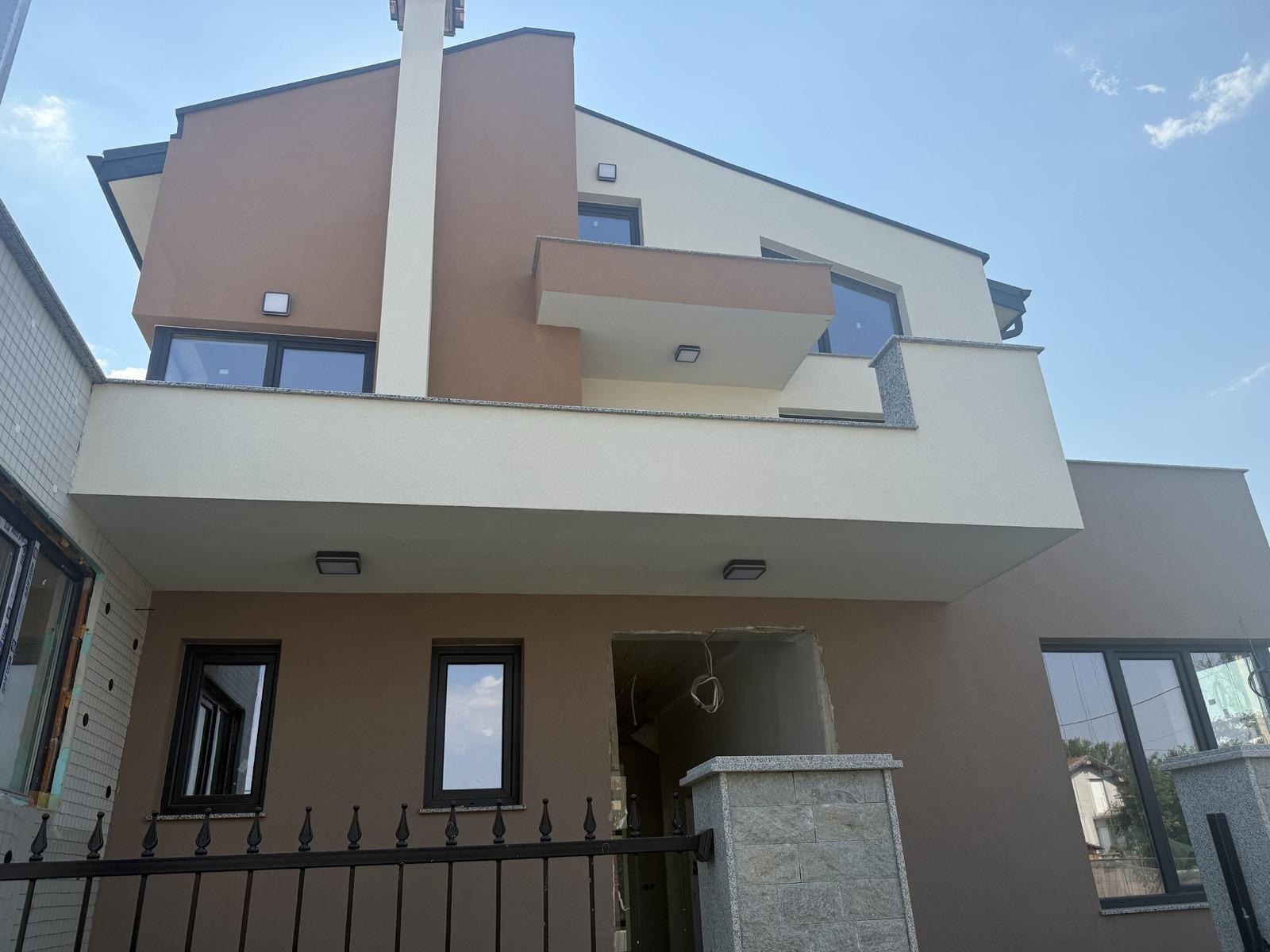 House for Sale in Skutare, Plovdiv