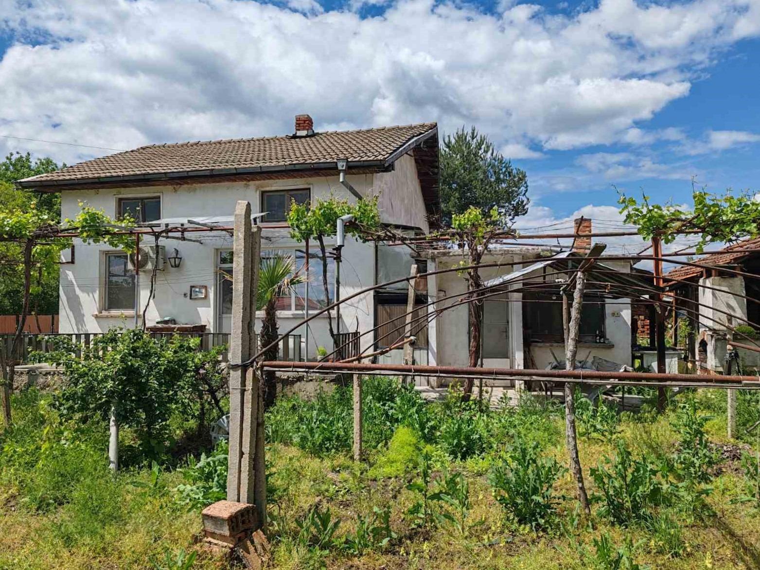 Villa for Sale in Cherna gora, Stara Zagora