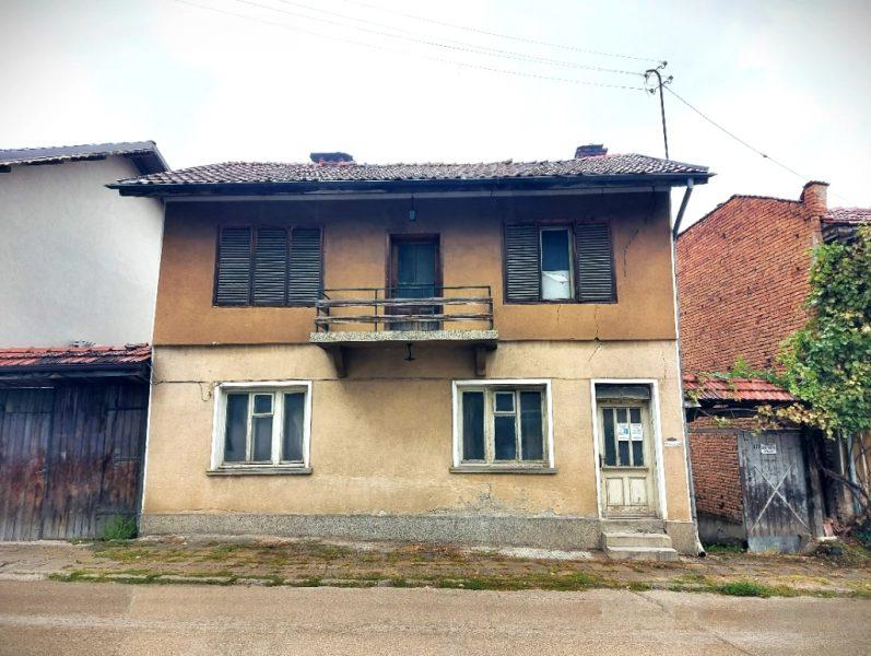 House for Sale in Oreshak, Lovech