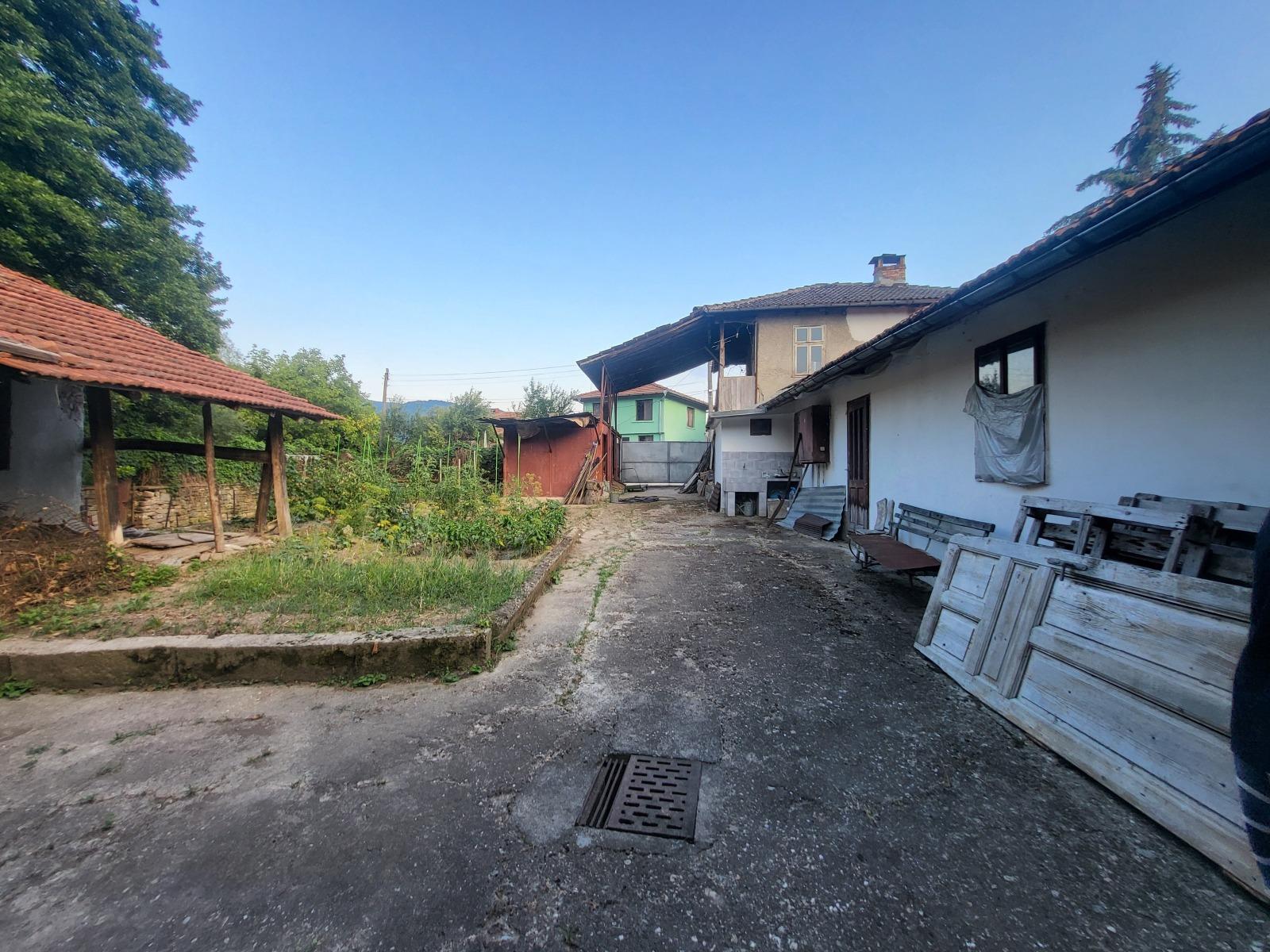 House for Sale in Oreshak, Lovech