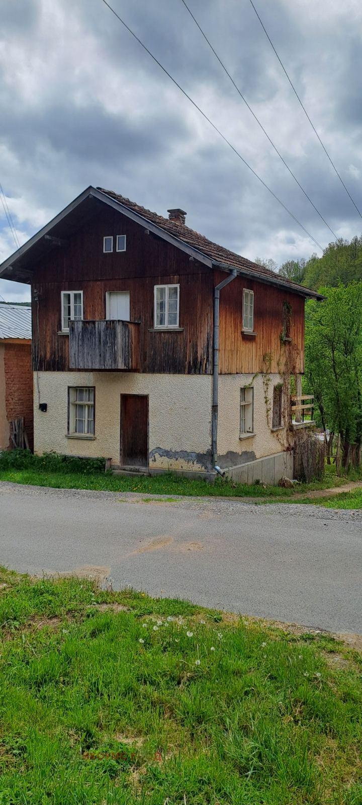 House for Sale in Staychovtsi, Pernik