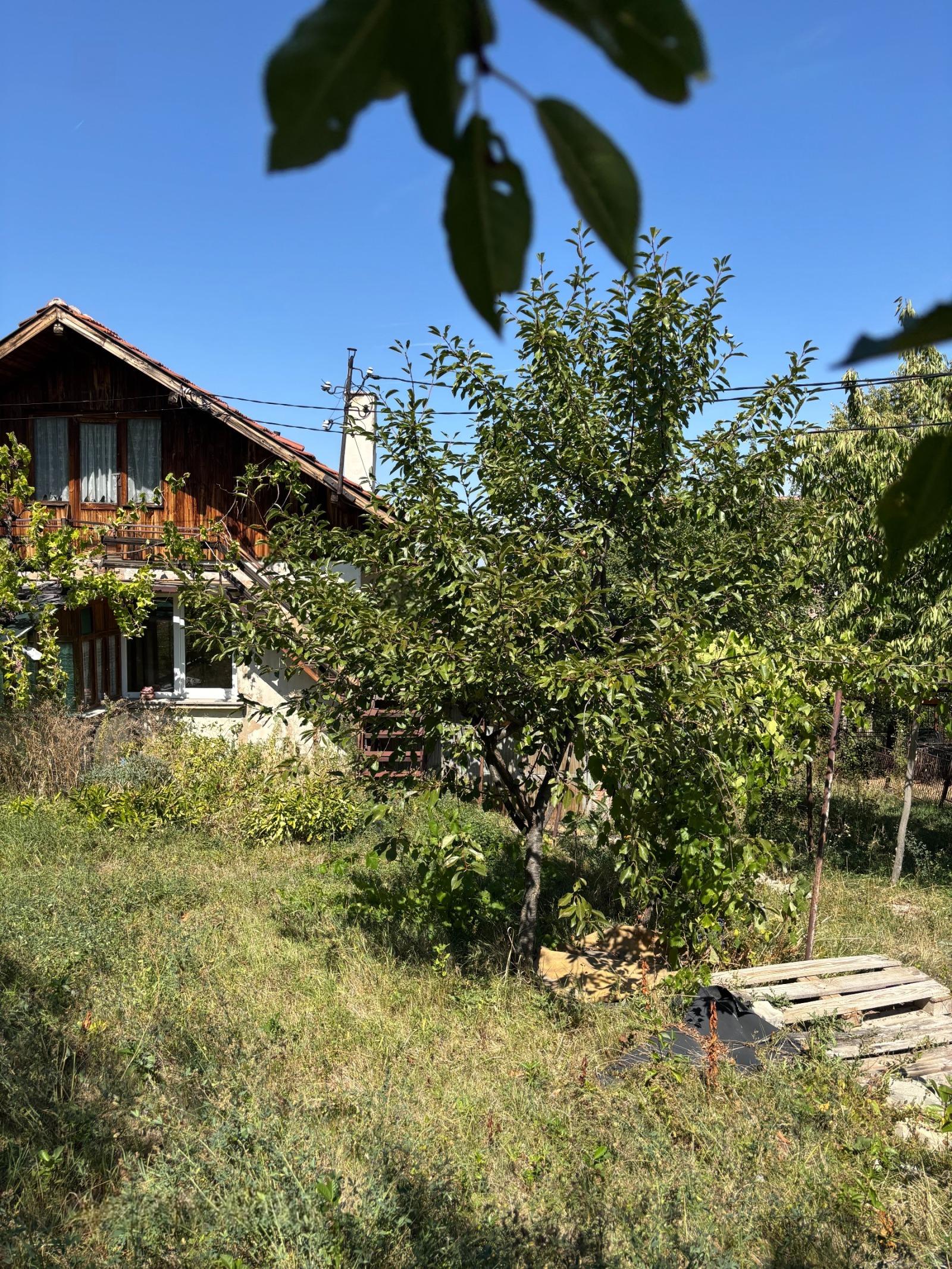 House for Sale in Pernik, Kalkas