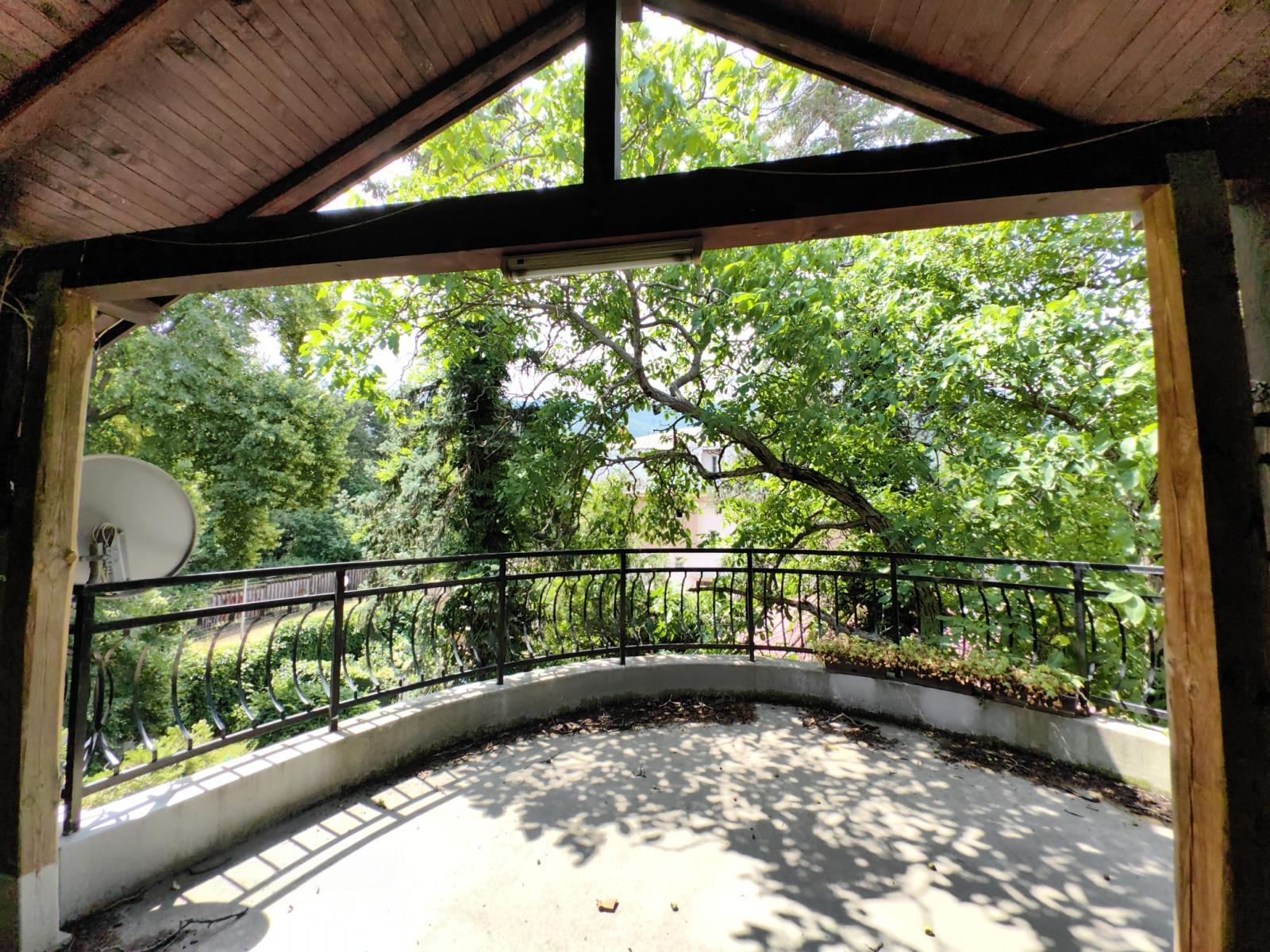 House Floor for Sale in Sofia, Gardova glava Area