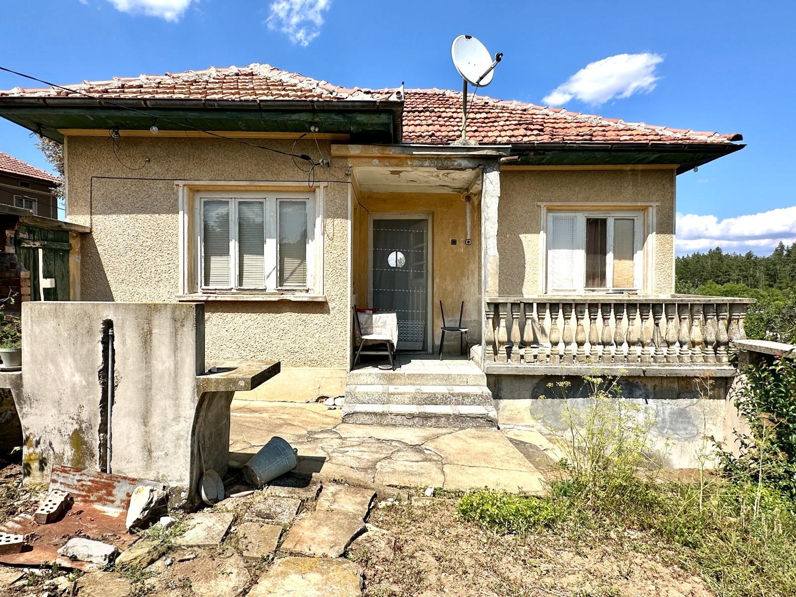 House for Sale in Dobromirka, Gabrovo