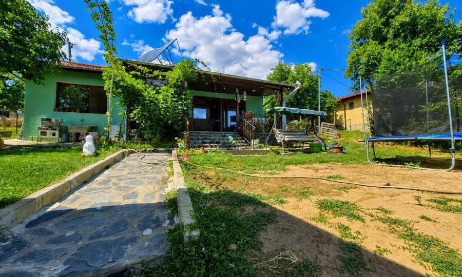 House for Sale in Gradets, Sofia Province