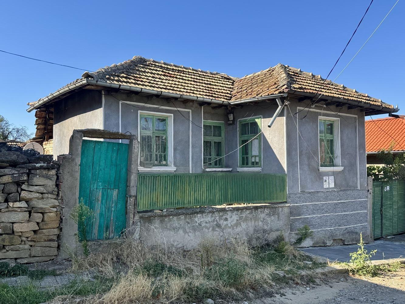 House for Sale in Dzhulyunitsa, Veliko Tarnovo