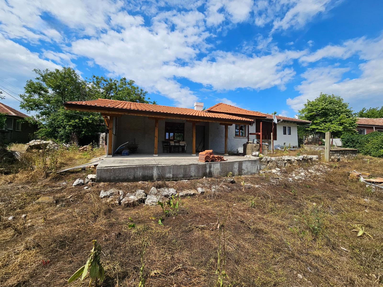 House for Sale in Belyakovets, Veliko Tarnovo