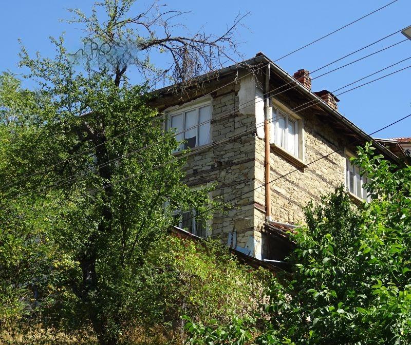House for Sale in Momchilovtsi, Smolyan