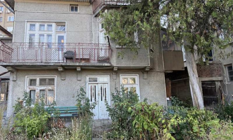 House for Sale in Veliko Tarnovo, Center