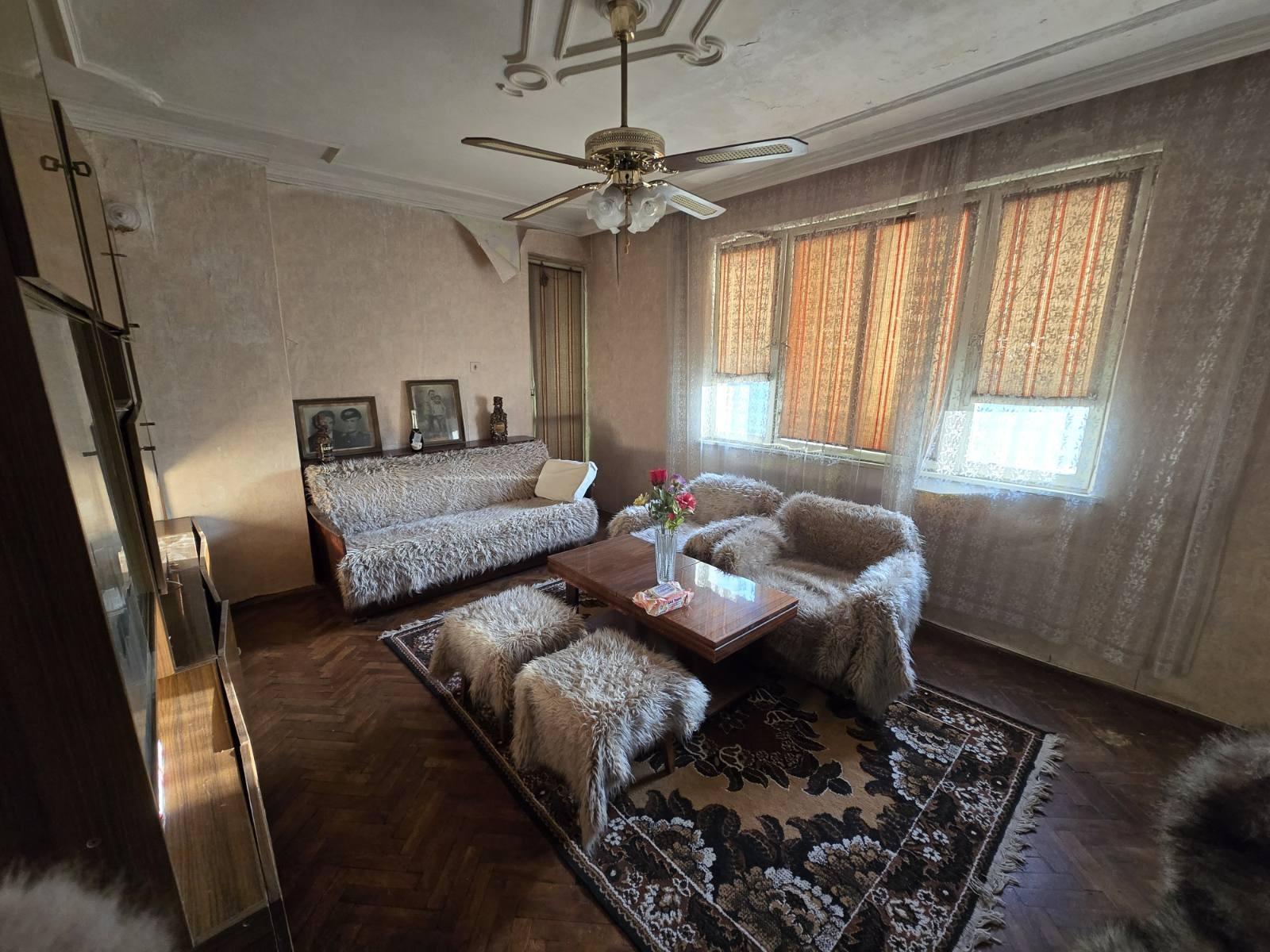 House Floor for Sale in Shumen, Center