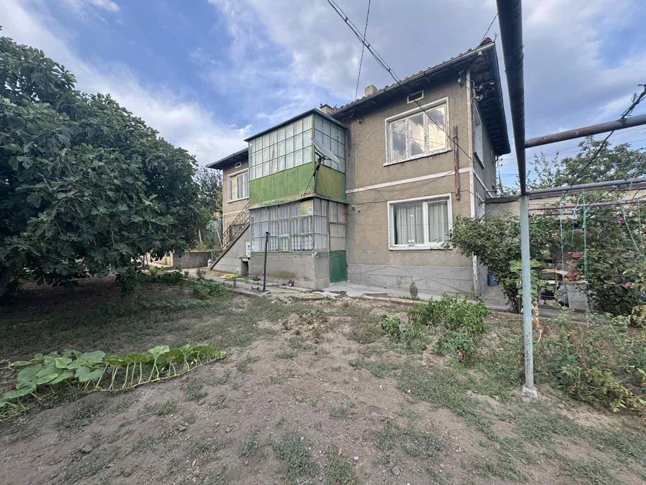House for Sale in Ezerovo, Varna