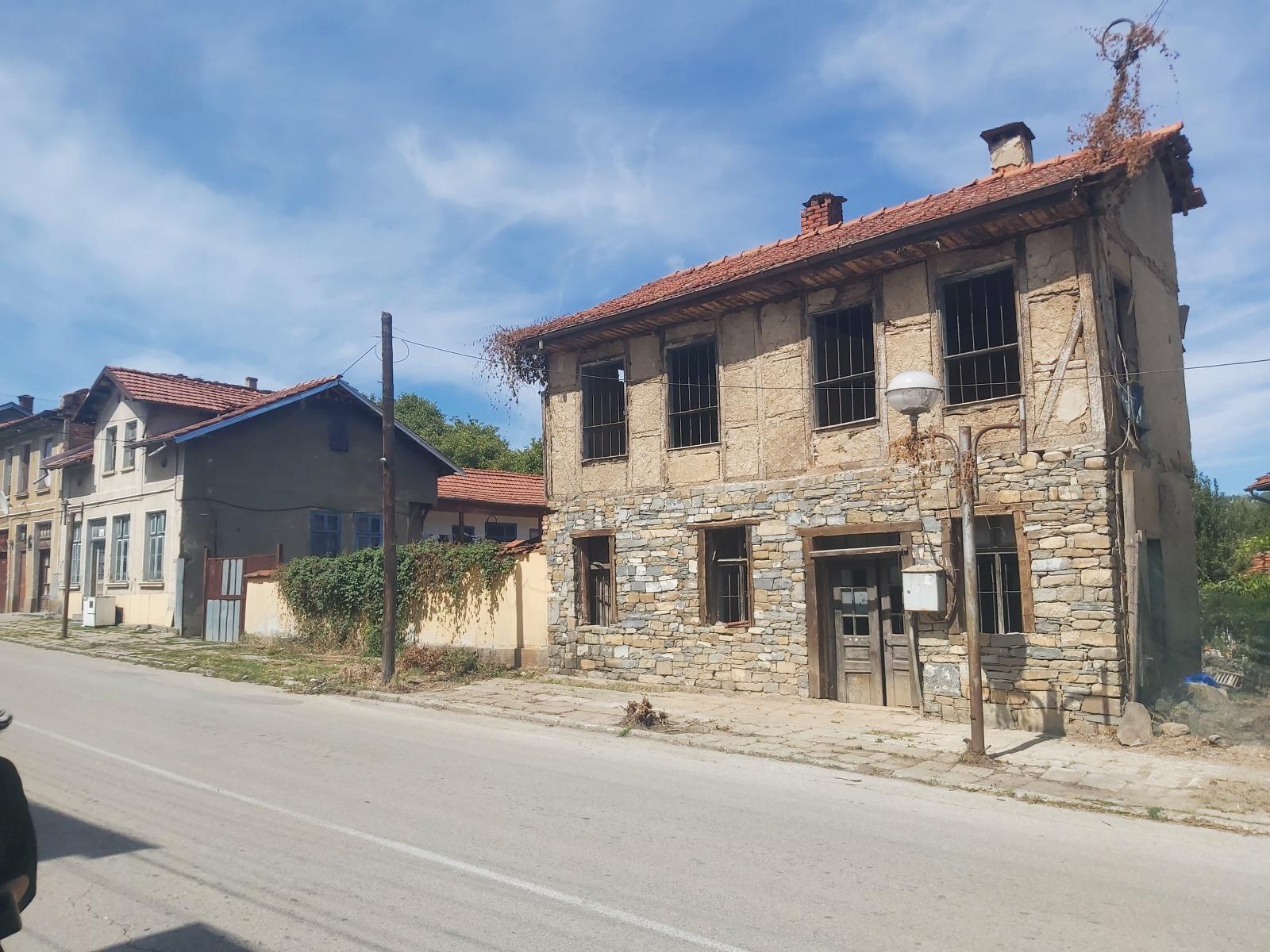 House for Sale in Oreshak, Lovech