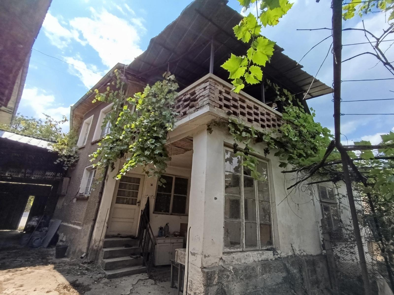 House for Sale in Ryahovtsite, Gabrovo