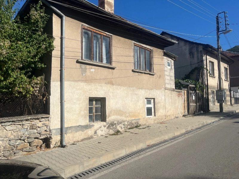 House for Sale in Kostenets, Sofia Province