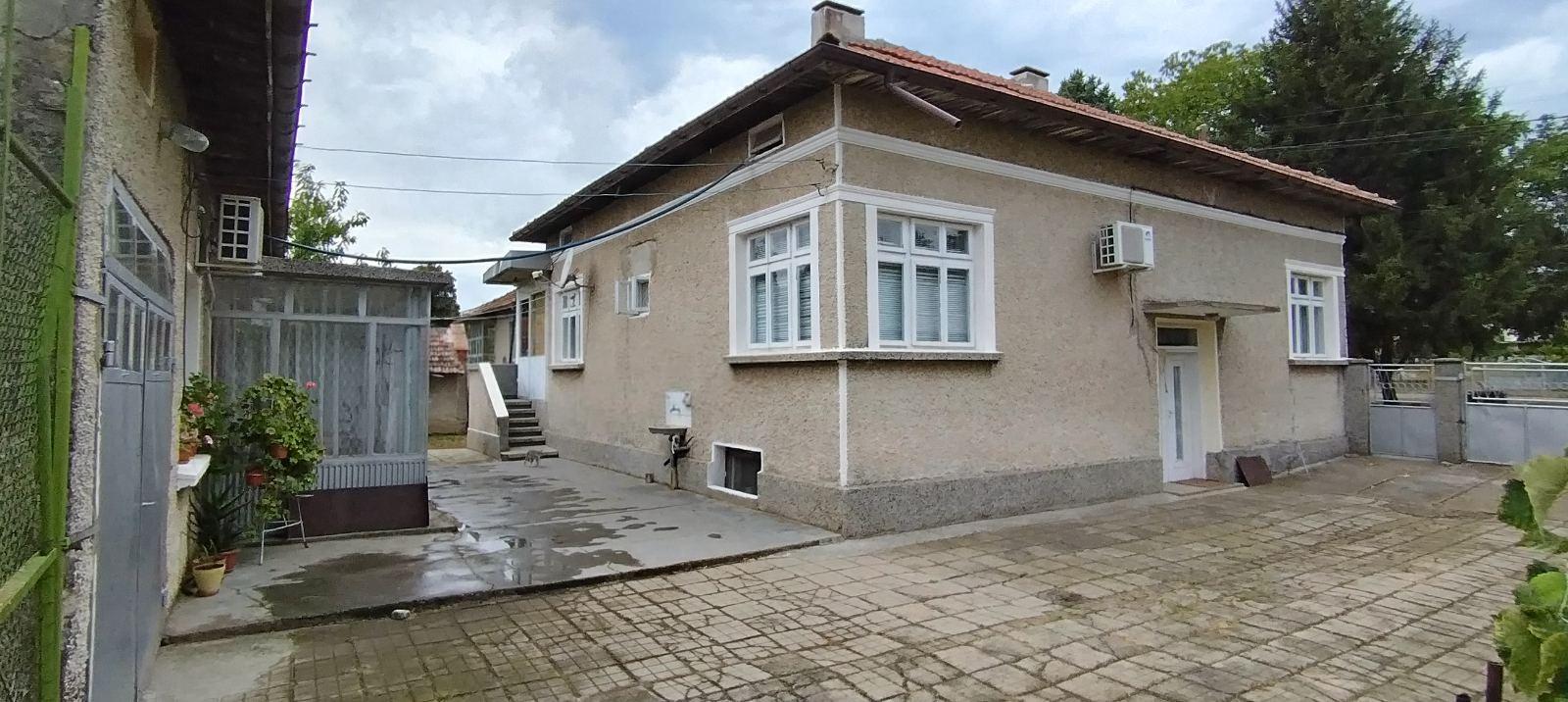 House for Sale in Ryahovo, Ruse