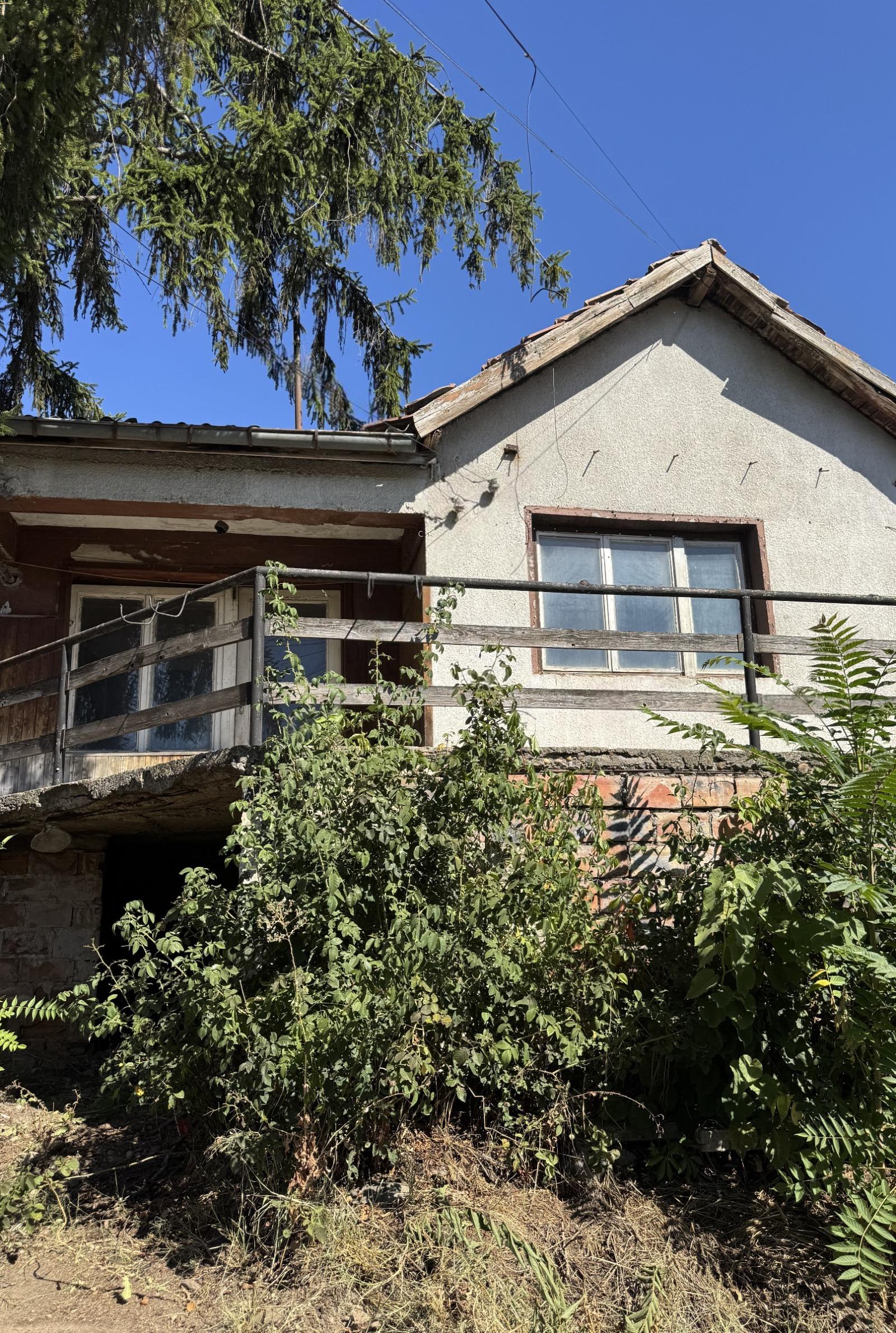 House for Sale in Pleven, Wider Center