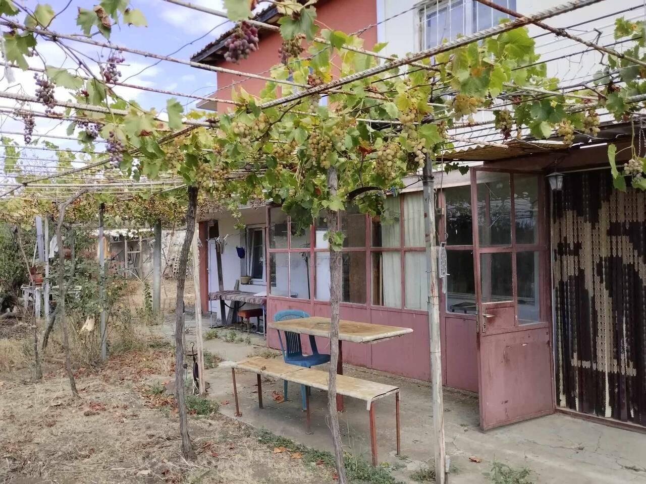 House for Sale in Burgas, Bryastovets