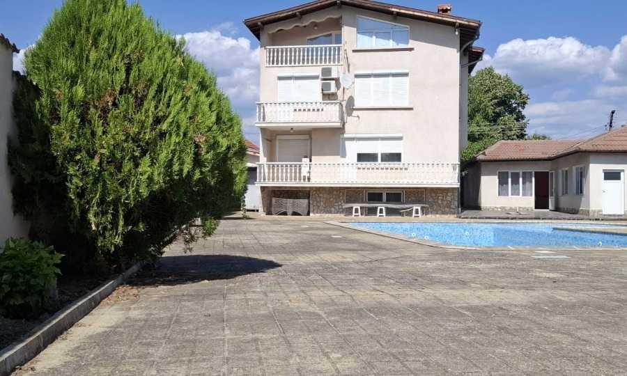 House for Sale in Lesnovo, Sofia Province