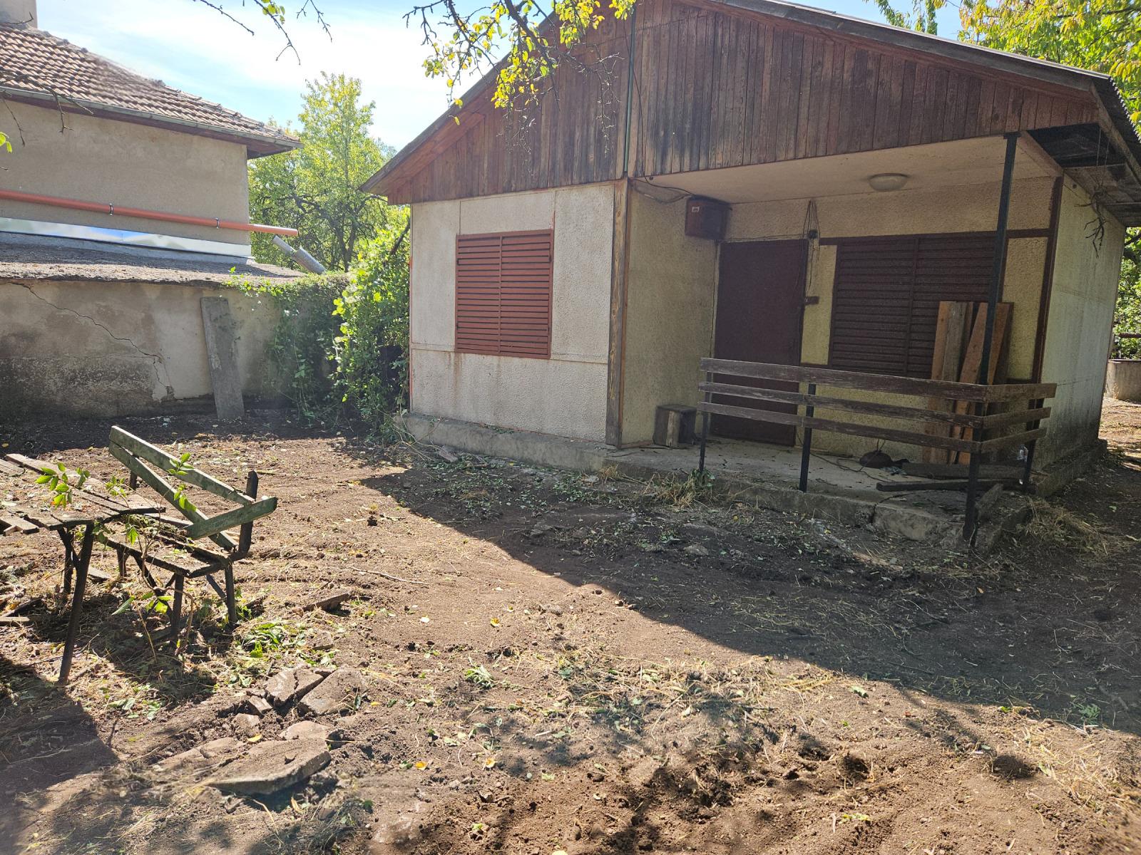 Villa for Sale in Chervena mogila, Pernik