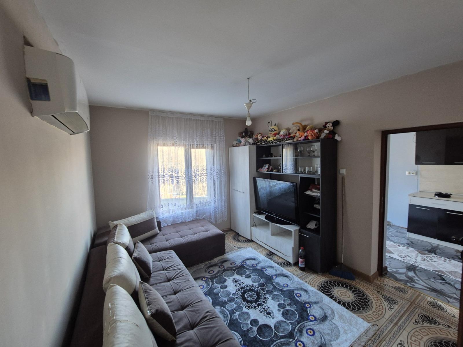 House for Sale in Pleven, Wider Center