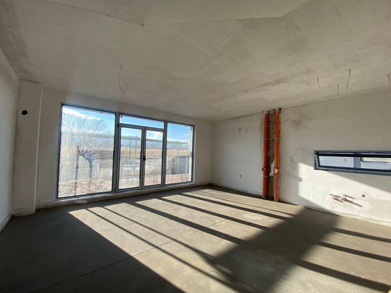 House for Sale in Parvenets, Plovdiv