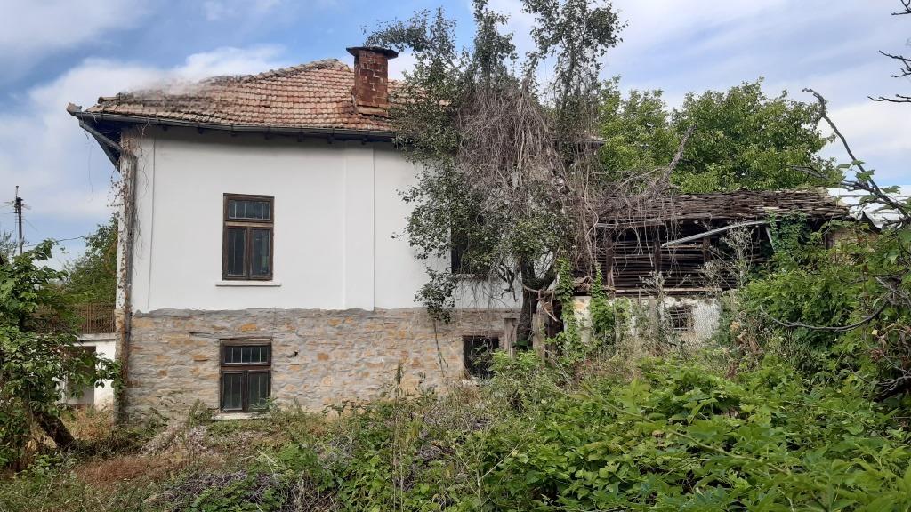 House for Sale in Karaivantsa, Gabrovo