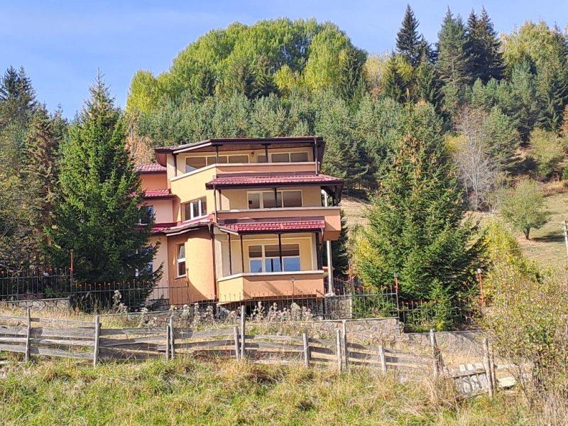 Villa for Sale in Smolyan, bul.Bulgaria