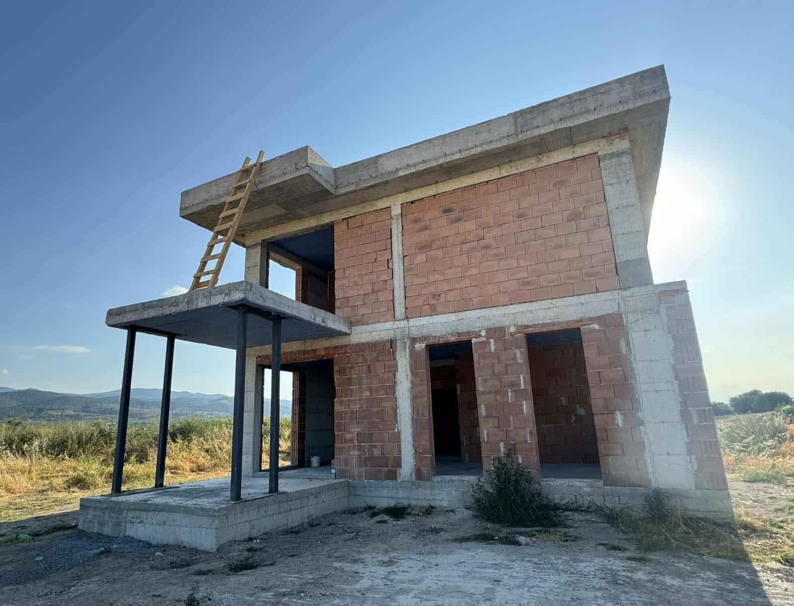 House for Sale in Zlatitrap, Plovdiv