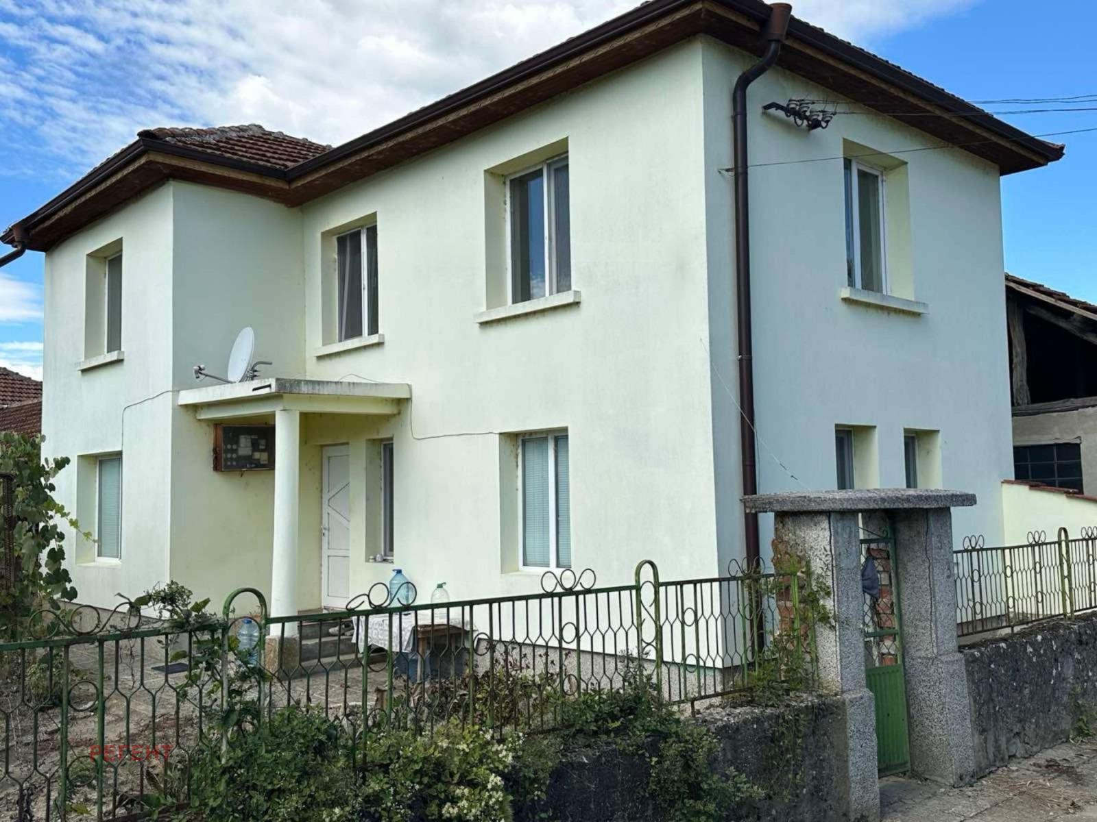 House for Sale in Gabrovo, Center