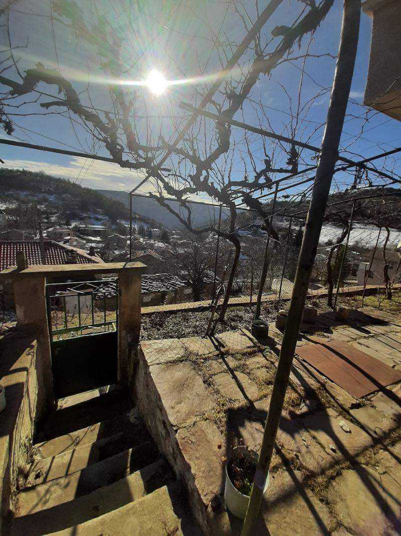 House for Sale in Lyaskovo, Plovdiv