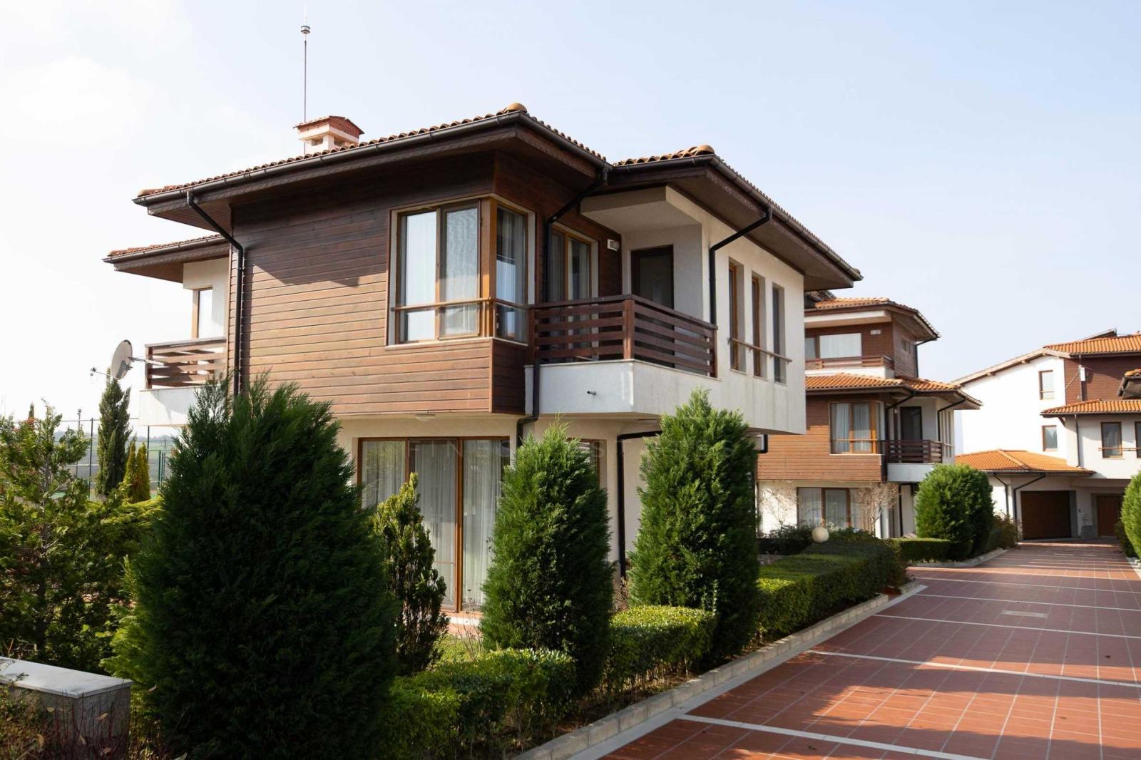 House for Sale in Lozenets, Burgas