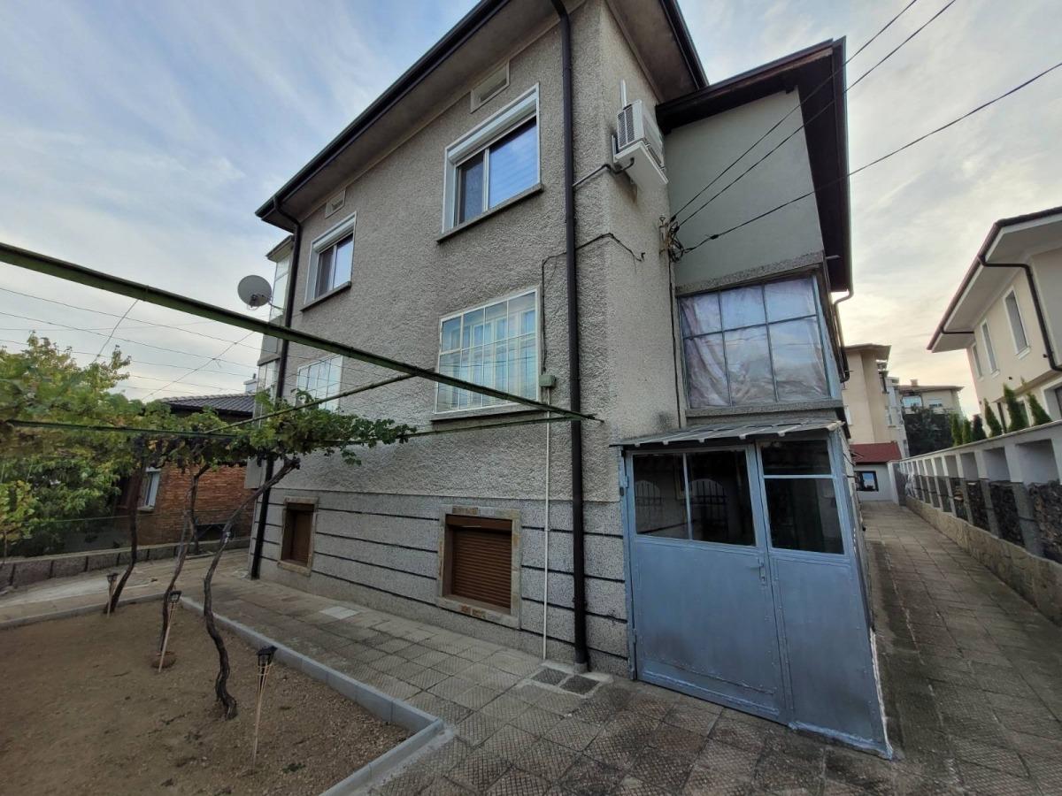 House Floor for Sale in Karlovo, Plovdiv