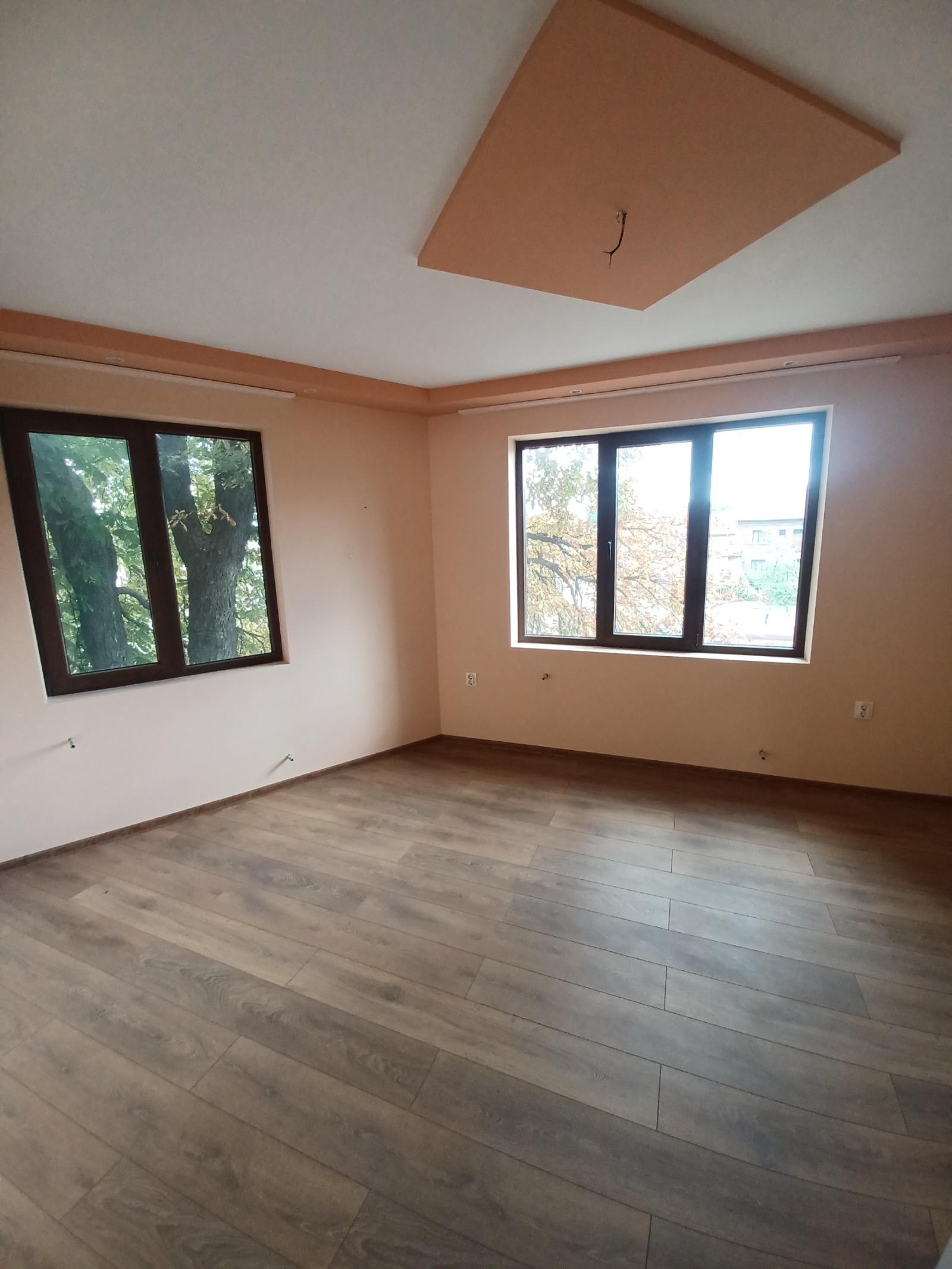 House for Sale in Samokov, Sofia Province