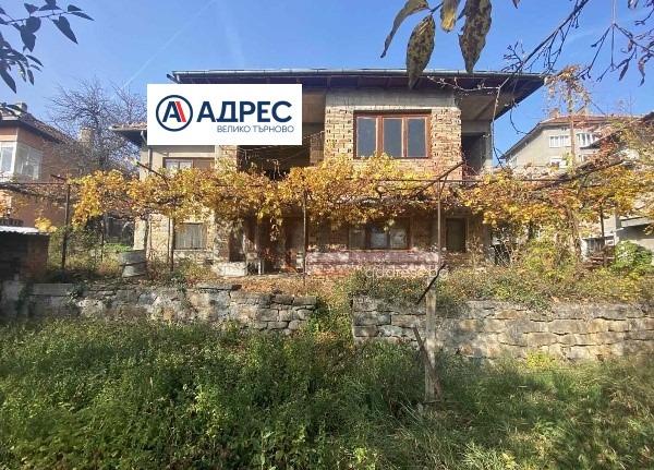 House for Sale in Veliko Tarnovo, Akatsiya
