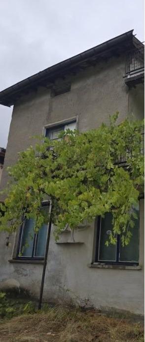 House for Sale in Kuklen, Plovdiv