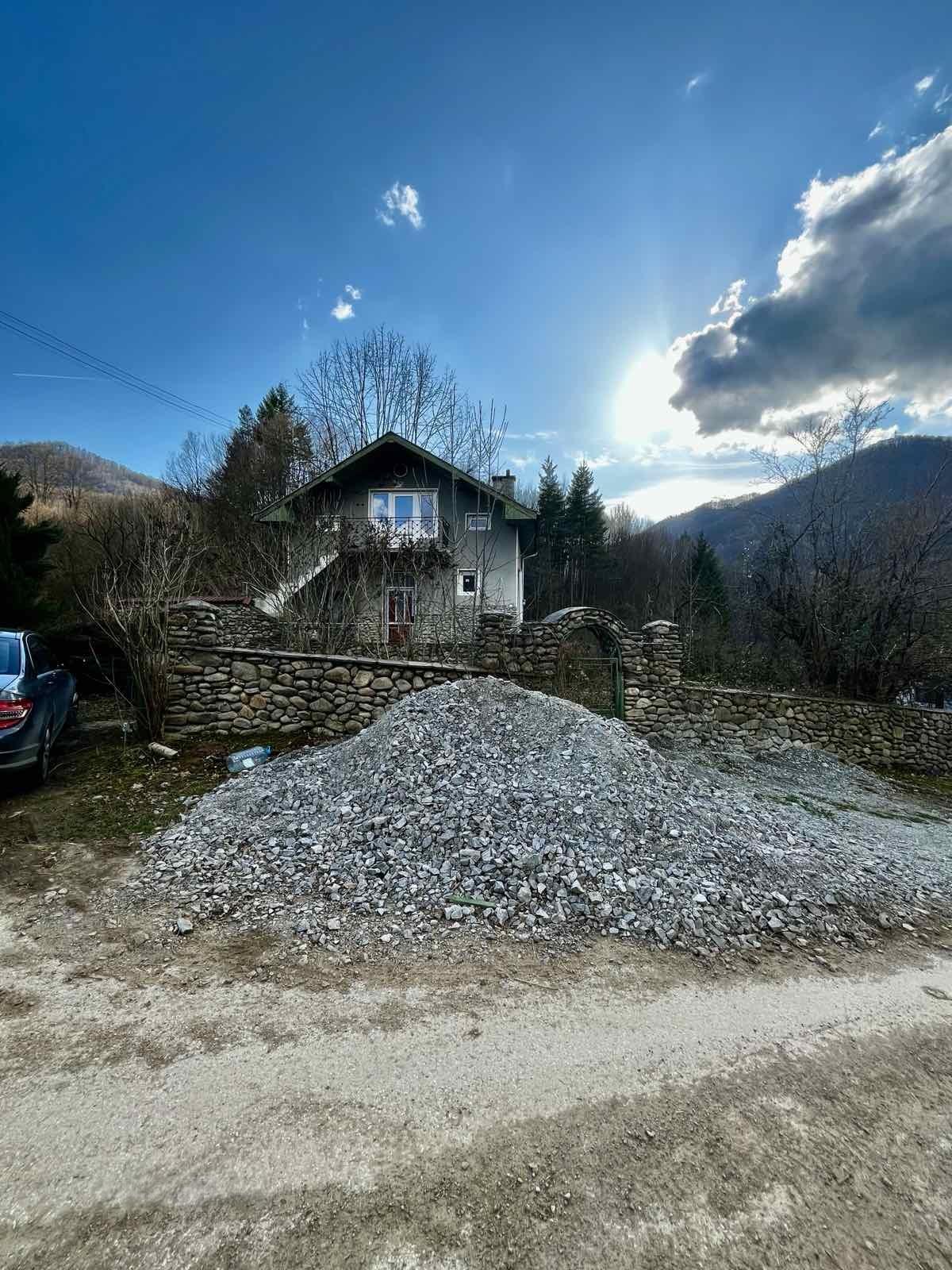 House for Sale in Yamna, Sofia Province