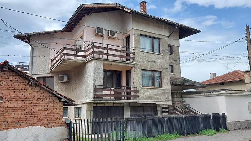 House for Sale in Ihtiman, Sofia Province