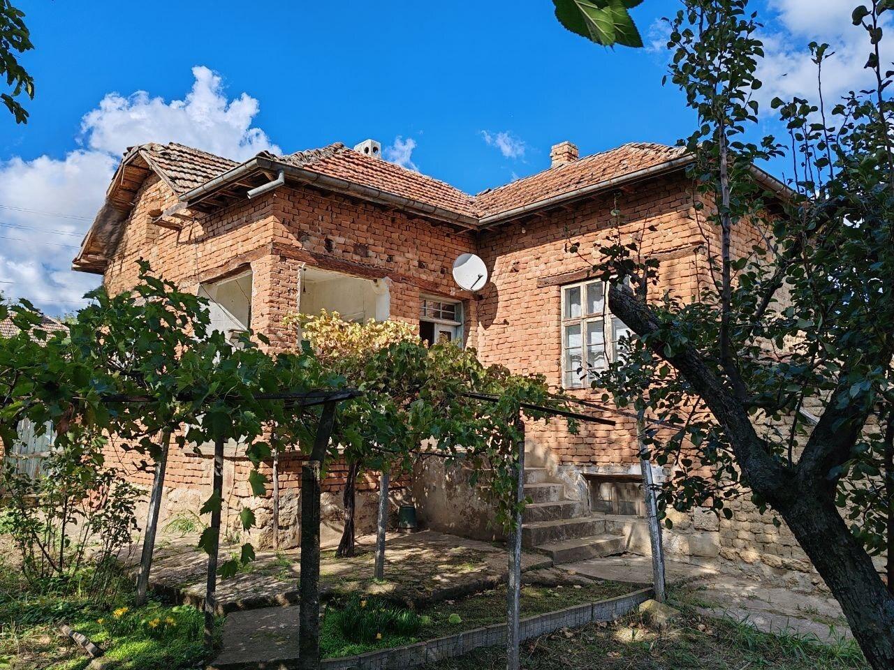 House for Sale in Krushovene, Pleven
