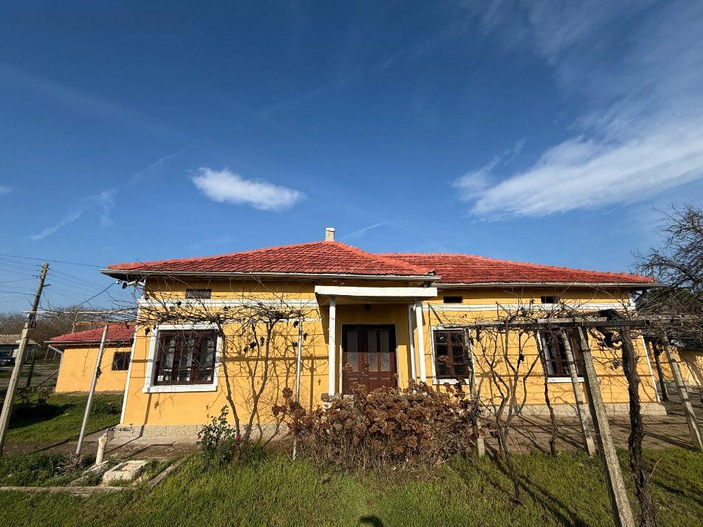 House for Sale in Lyulyakovo, Dobrich