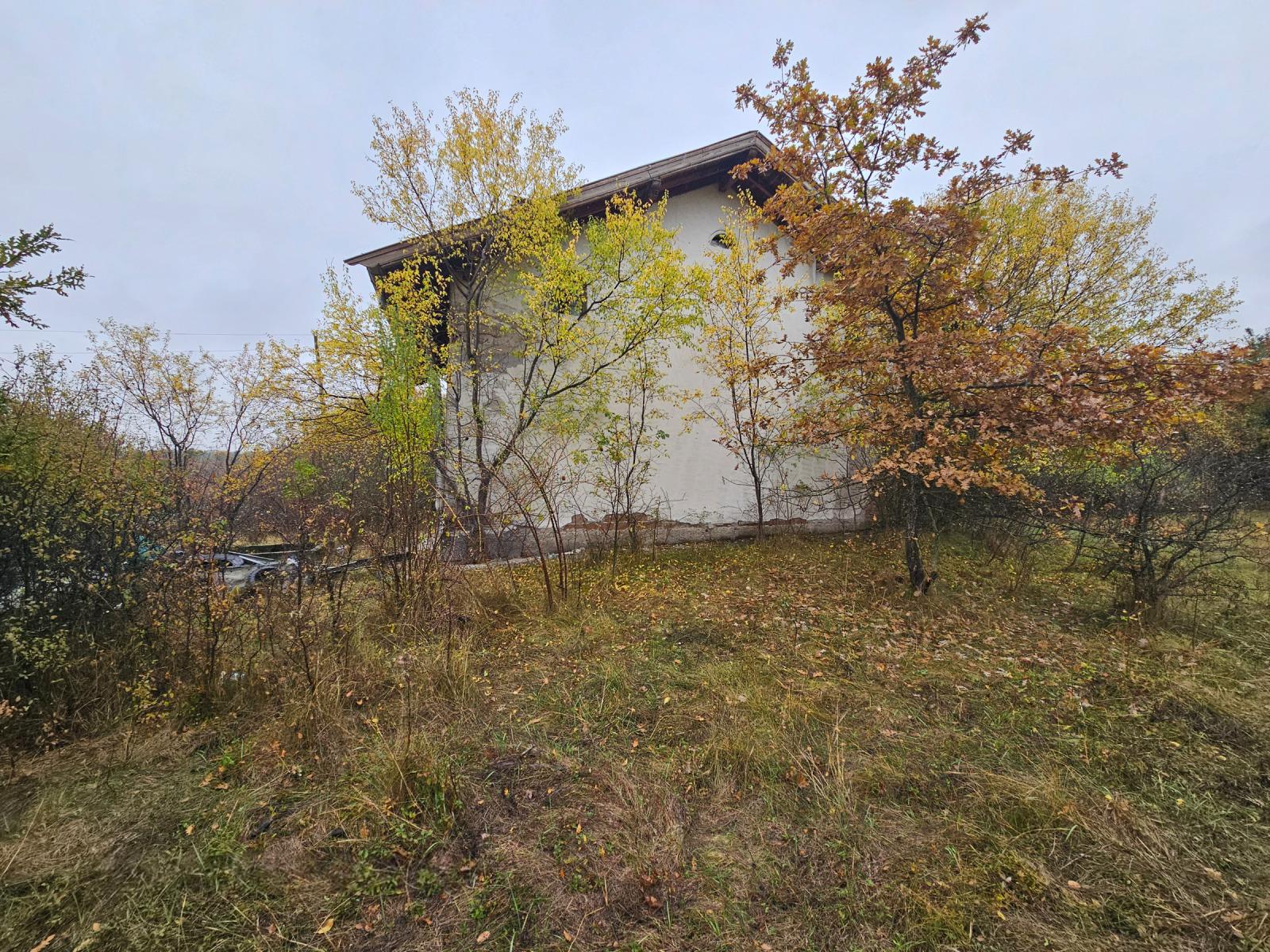 Villa for Sale in Kalishte, Pernik