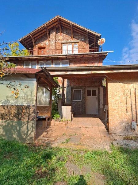 House for Sale in Svetlya, Pernik