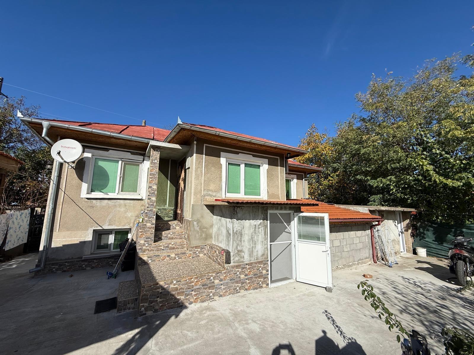 House for Sale in Obretenik, Ruse