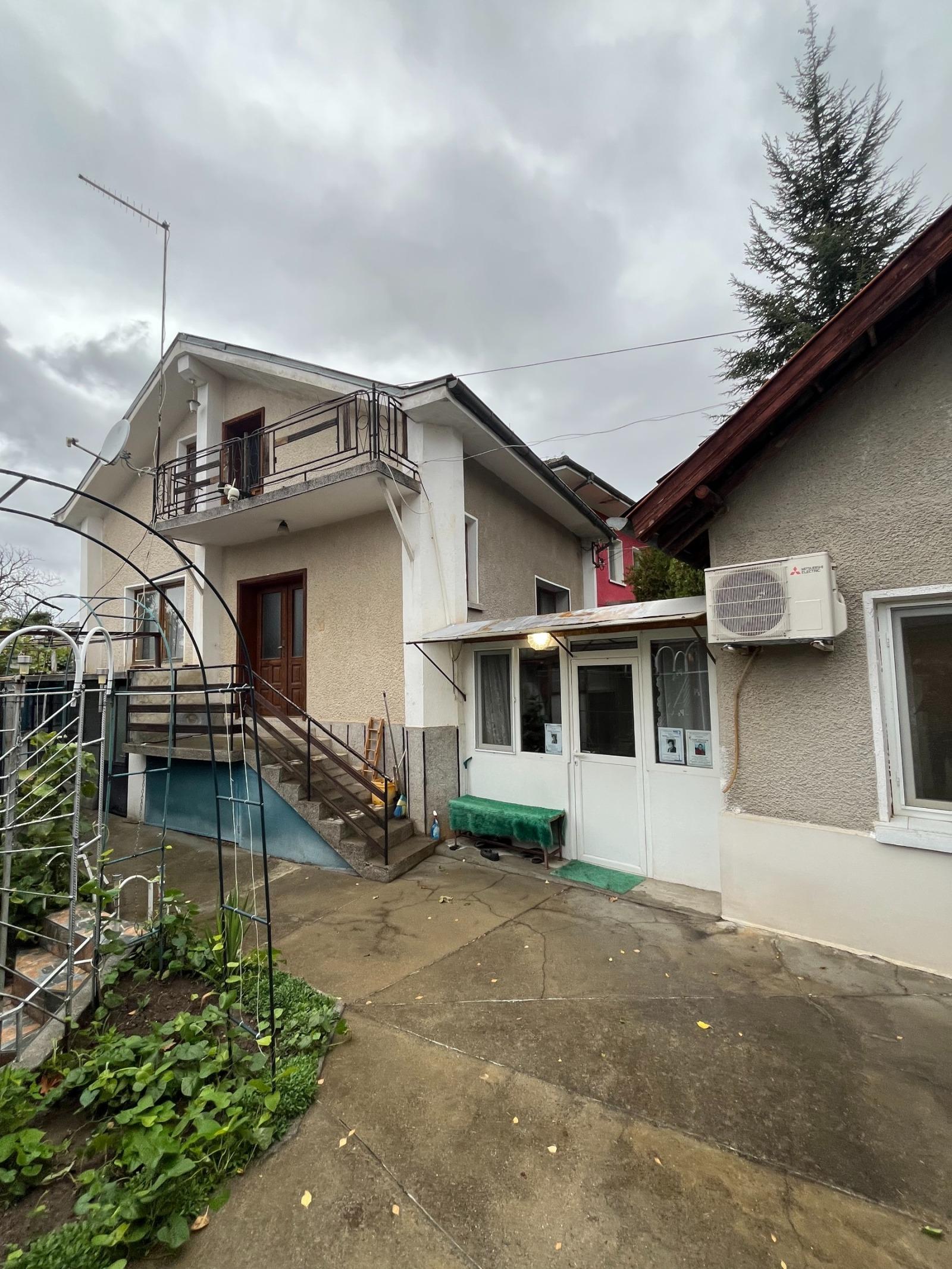 House for Sale in Gorno Sahrane, Stara Zagora