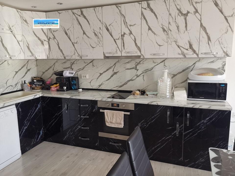 House for Sale in Burgas, Marinka