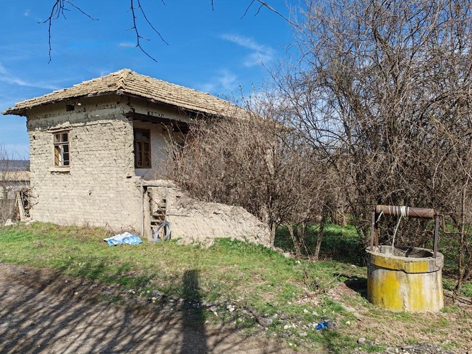 House for Sale in Makovo, Targovishte