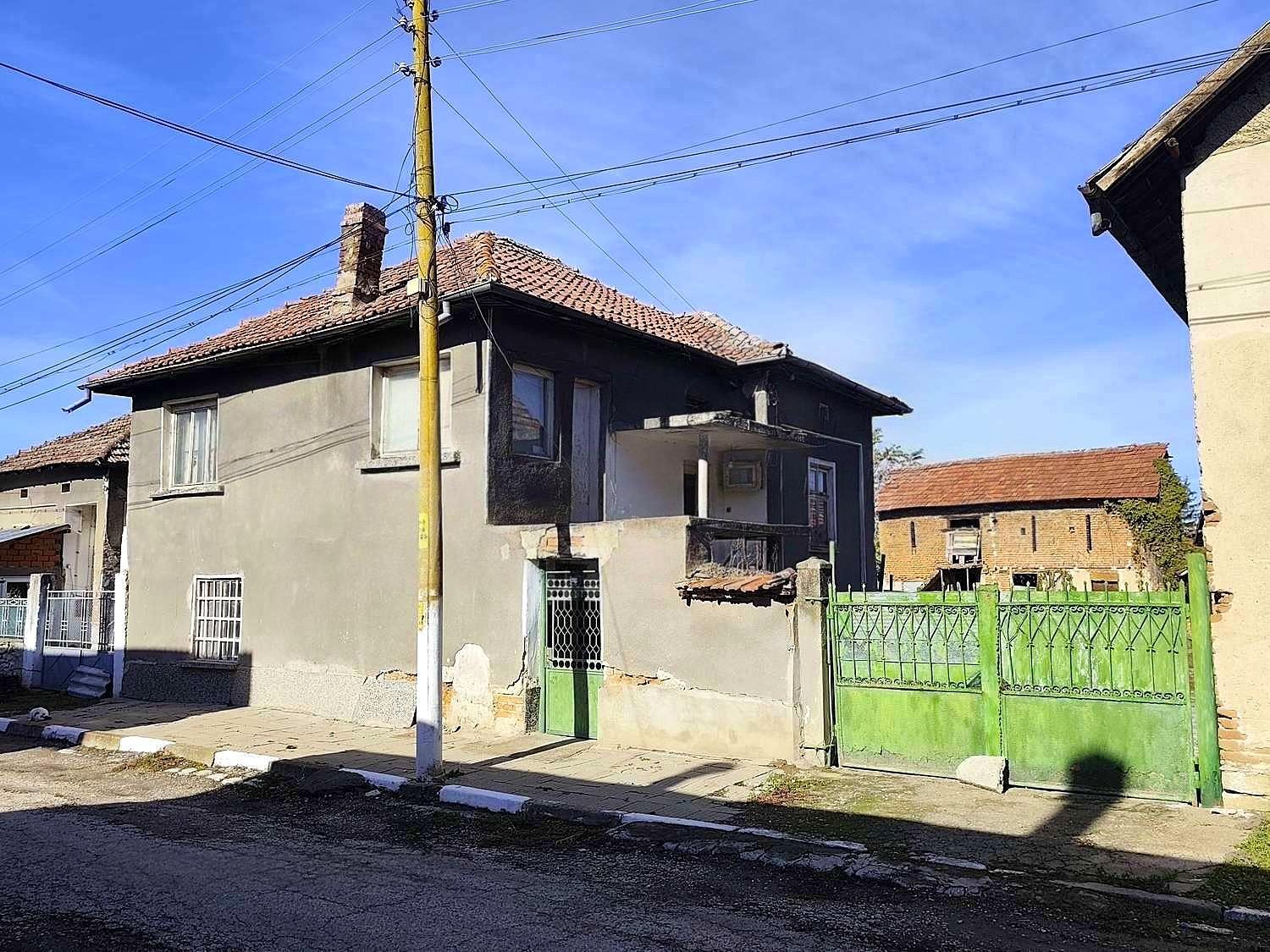 House for Sale in Gradina, Pleven