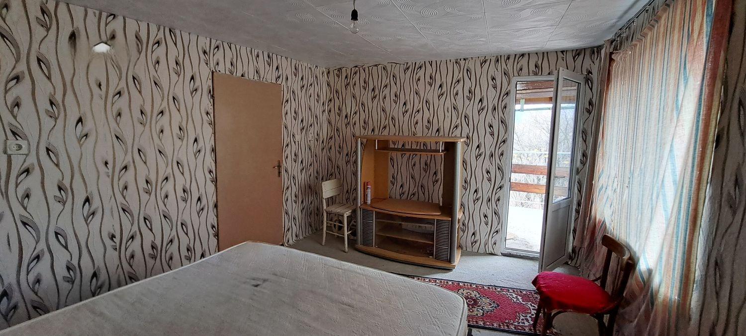 House for Sale in Pernik, Kalkas