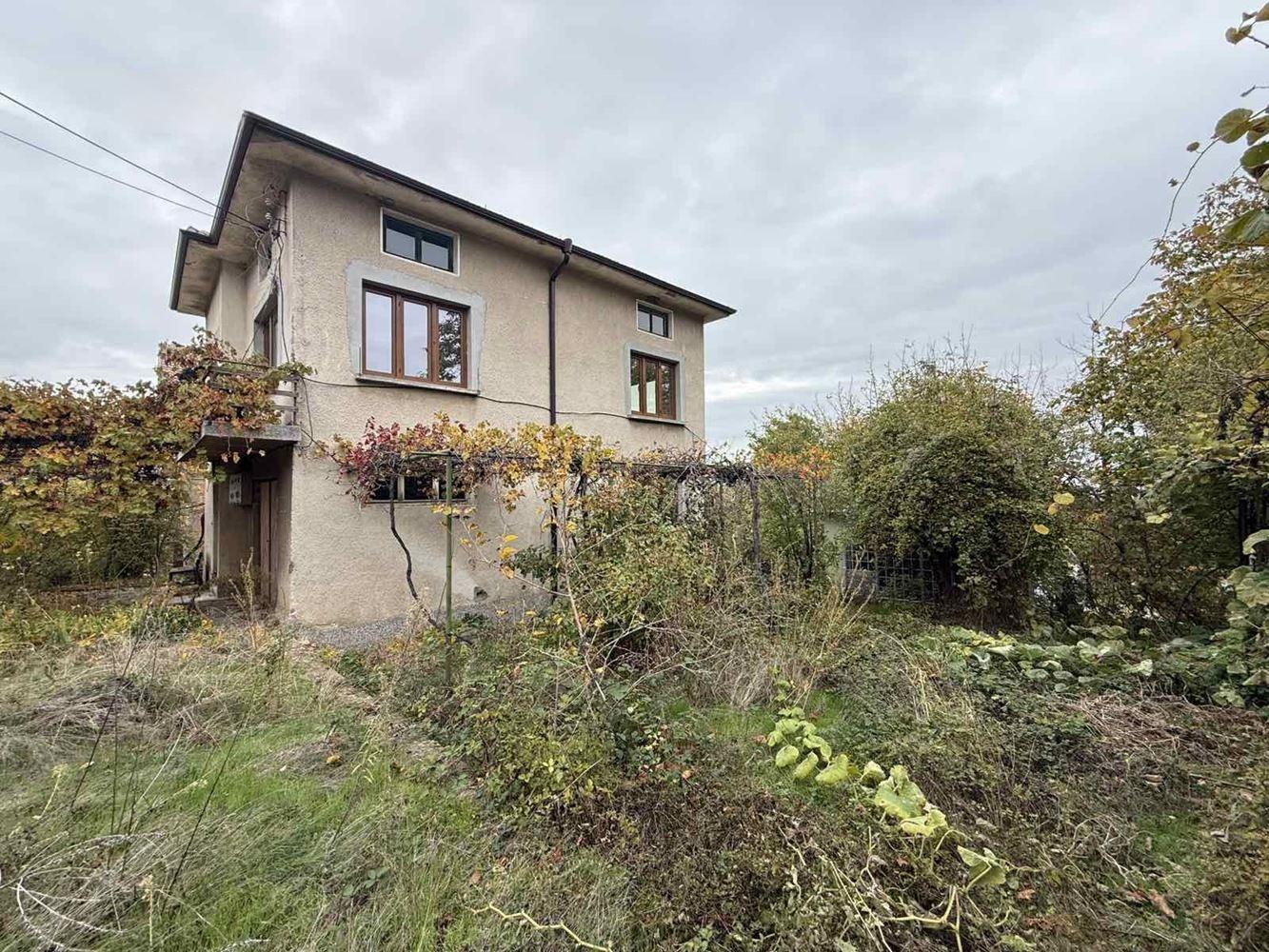 House for Sale in Kuklen, Plovdiv