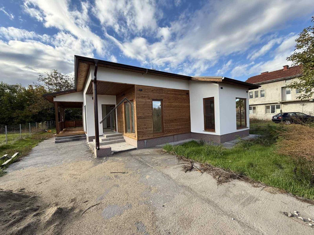 House for Sale in Tsalapitsa, Plovdiv
